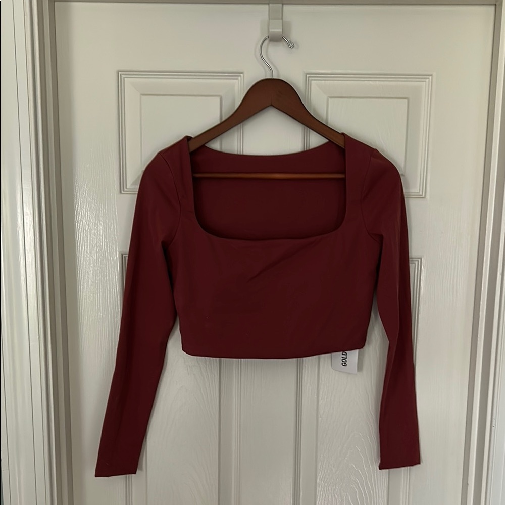 Elegant Maroon Red Long Sleeve Crop Top Size M Gold Hinge Boutique